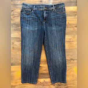 Chico’s So Slimming Girlfriend Crop Jeans Size 2 (≈12) Dark Wash